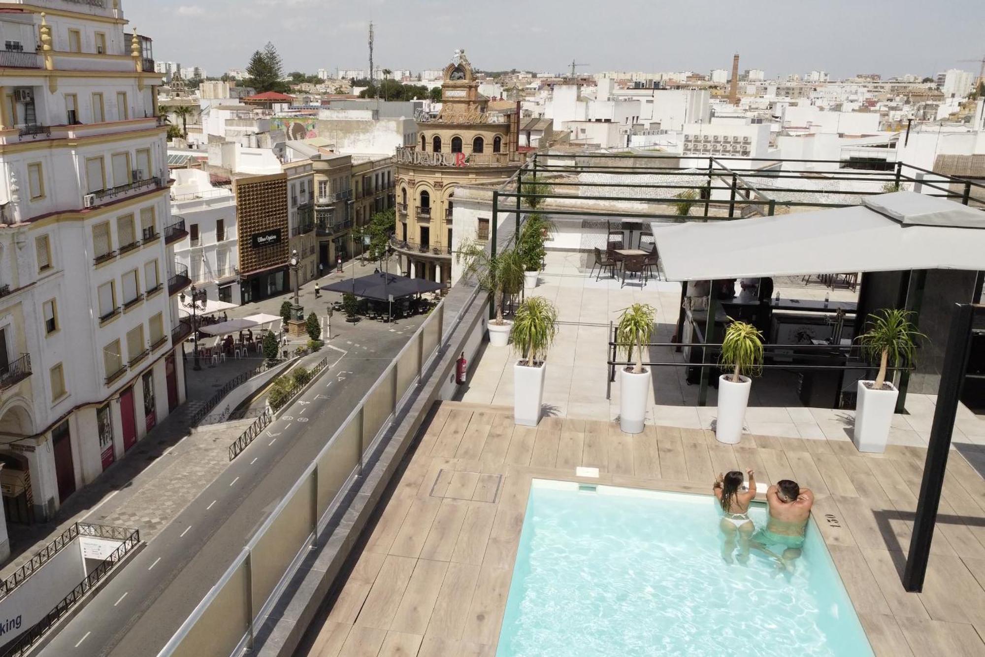 Eszentrico Suites Jerez Jerez de la Frontera Exterior foto